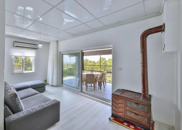 فيلة Agach Aparts-savran *