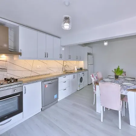 Agach Apartments-Milas-Bodrum Airport Bjv