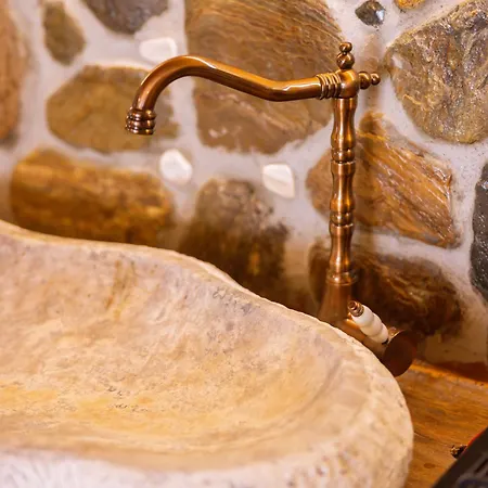 فيلة Agach Aparts-savran Milas